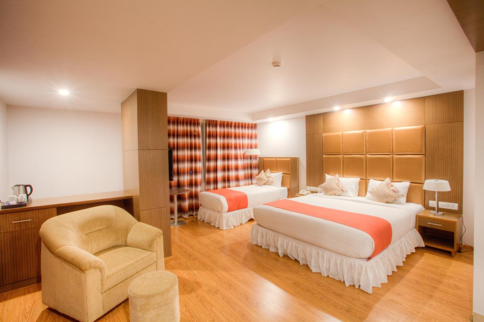 The Atrium Boutique Hotel Mysore Exteriör bild