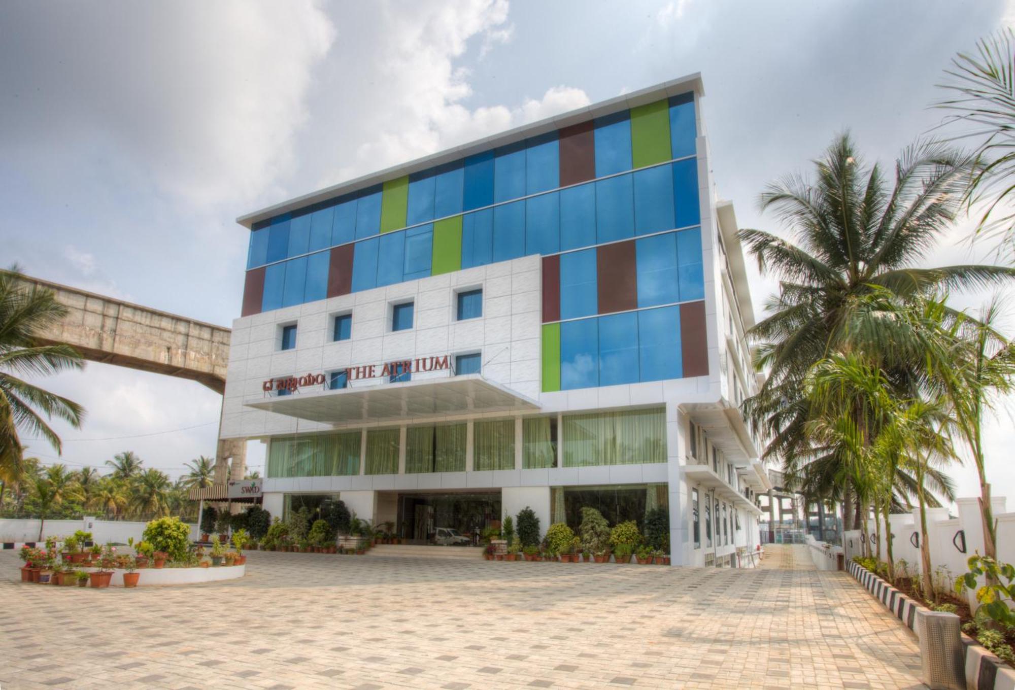 The Atrium Boutique Hotel Mysore Exteriör bild