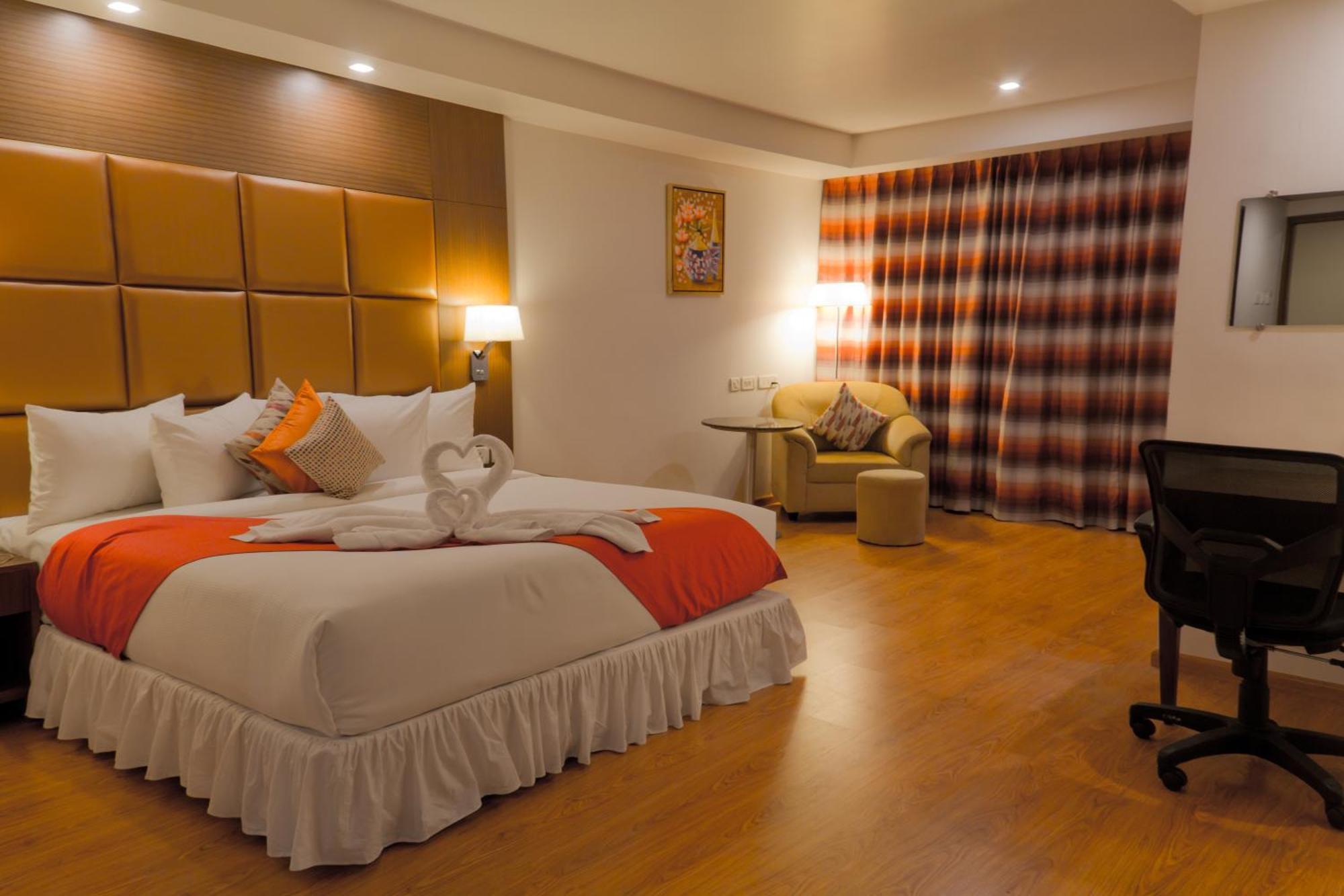 The Atrium Boutique Hotel Mysore Exteriör bild