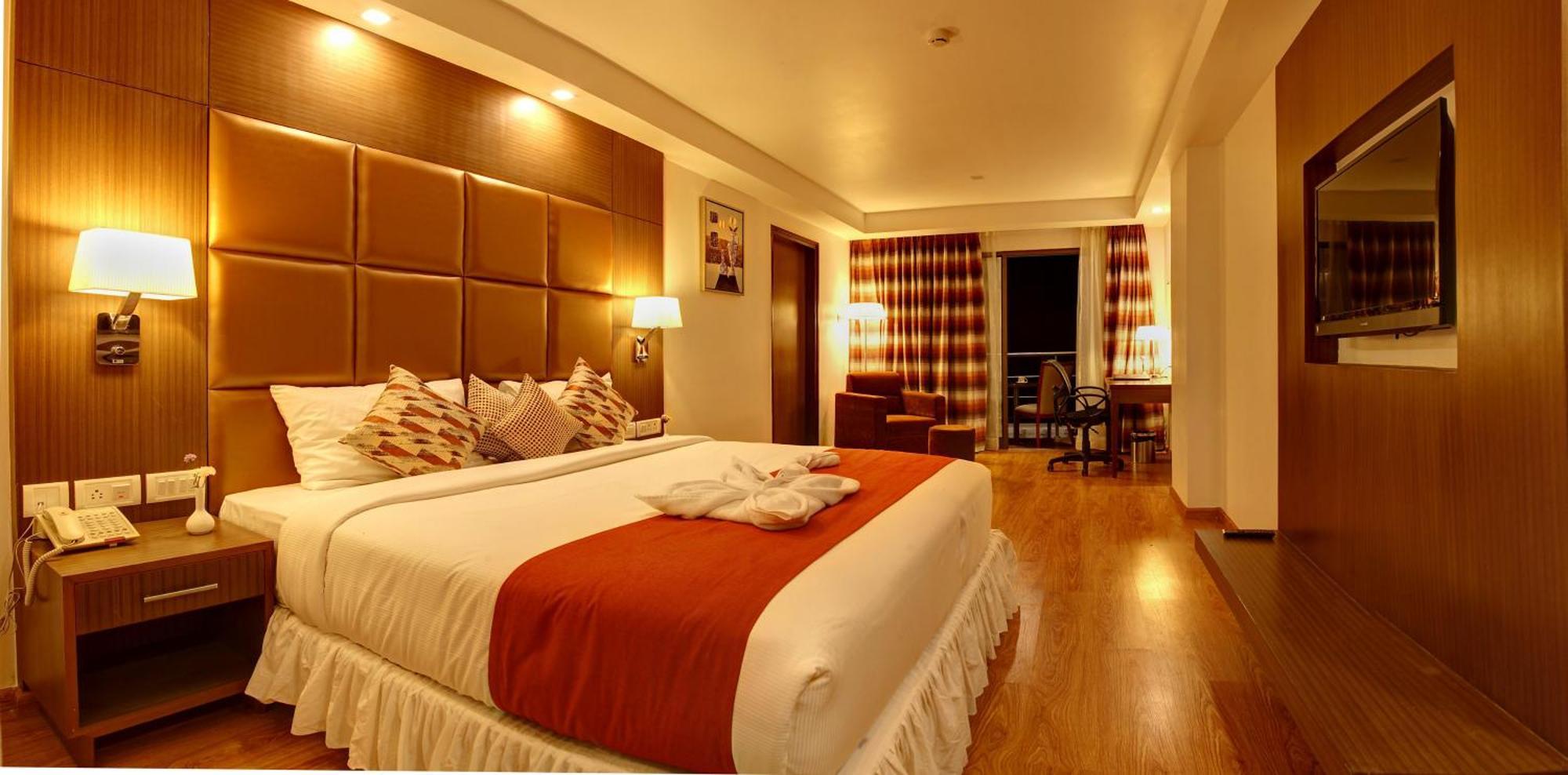 The Atrium Boutique Hotel Mysore Exteriör bild